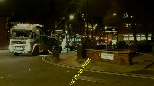 Photo 6x4 bus recovery - bus,