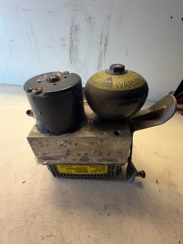 A0004301394 abs pump - abs,