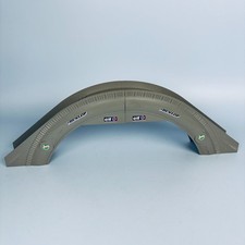 VINTAGE TRIANG MINIC MOTORWAYS FOOTBRIDGE M1810 DUNLOP BRIDGE