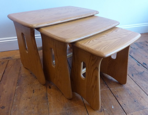 Stunning set modern ercol - stunning, of