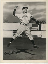 1946 Buffalo Bisons  Offermann