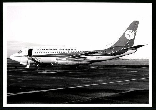 Photograph boeing 737 - boeing,