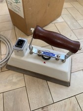 Dowsing’s Snooker Table Iron
