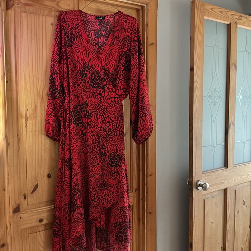 Wallis red black maxi - black,