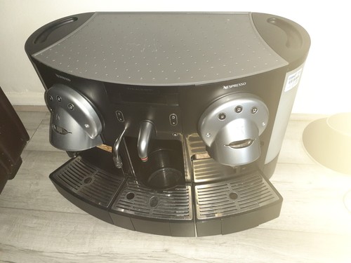 Nespresso coffee machine 702 - machine,
