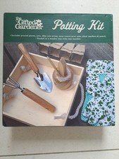 The Gifted Gardener POTTING KIT Gift Set Trowel Rake Gloves String New In Box