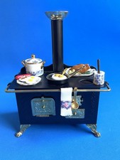 Reutter Porcelain dollhouse