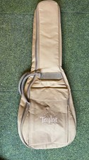 Taylor Gig Bag for small bodied acoustic guitar - canvas / tan