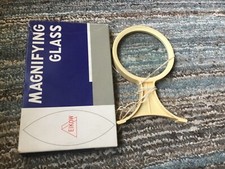 EIKOW Magnifying Glass for Knitting and Sewing, Vintage Hands Free Magnifyer, Cr