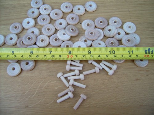 20x wooden toy wheels - toy, +