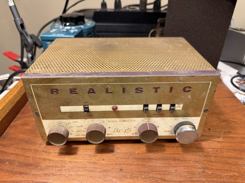 Realistic mono - realistic,