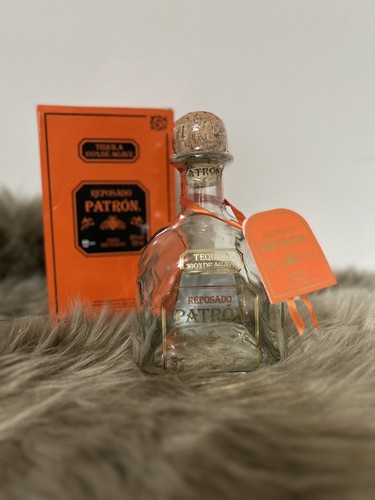 Patron tequila reposado empty - tequila,