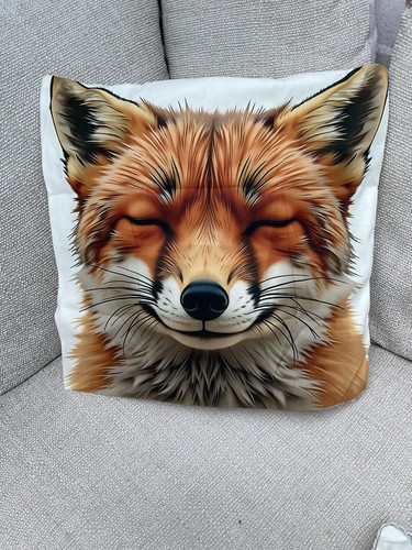 Super soft sleeping fox - ,