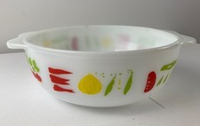 Vintage Pyrex Casserole Dish