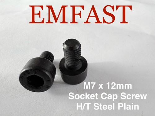 Socket head cap screw - head,