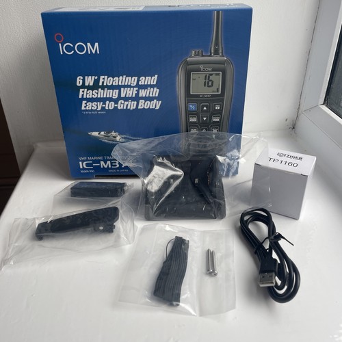 Icom 235 vhf radio charger - icom, bc-235