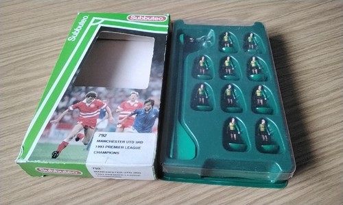 Subbuteo football team ref - l/w,