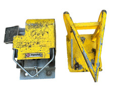  FERNO Stretcher Lock And Load