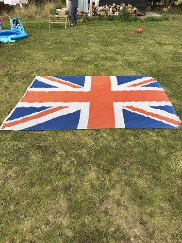 Huge vintage union jack - huge,