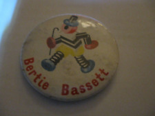 RARE OLD BERTIE BASSETT LIQUORICE ALLSORTS TIN BUTTON PIN BADGE