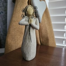 Willow Tree Figurine  Friendship by Susan Lordi Demdaco 2004