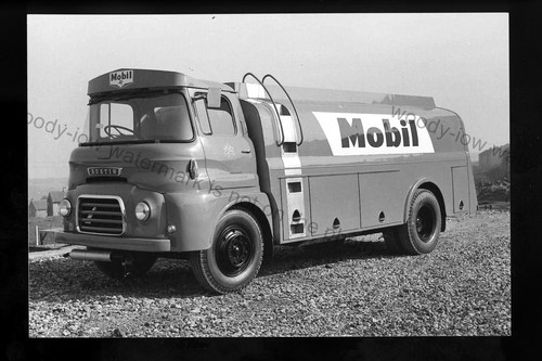 Cv052 mobil oil tanker - -,