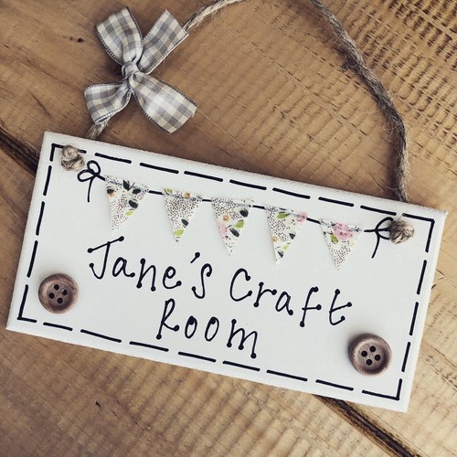 Personalised summer house - house, sign