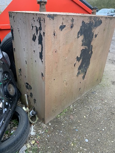 Steel heating oil tank waste