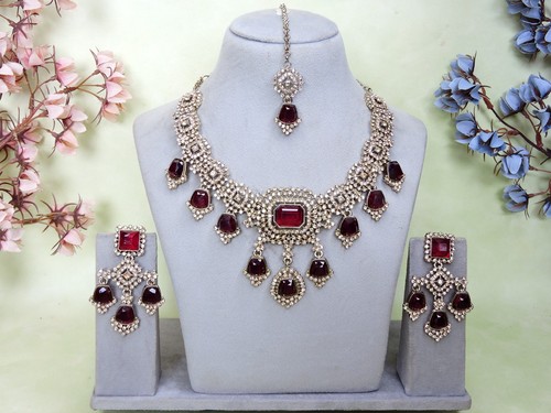 Maroon indian bollywood - indian,