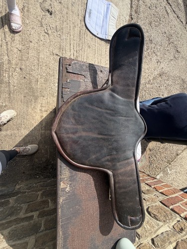 Voltaire stud girth - 20”,