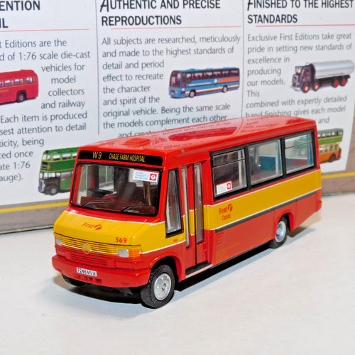 Efe plaxton minibus first - plaxton,