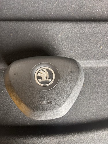 Skoda octavia steering air bag - skoda,