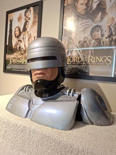 Life size robocop bust - life,