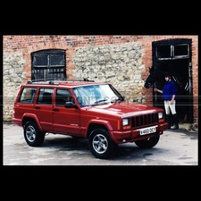 Photo A.025902 JEEP CHEROKEE