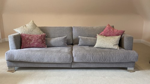 Large premium seater - premium,