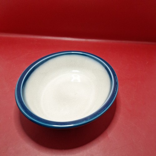 Wedgwood blue pacific - pacific, oval