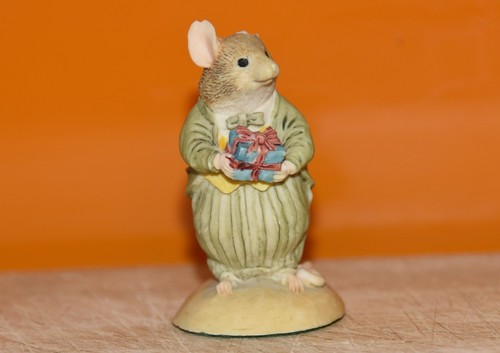Border fine arts brambly hedge - border,
