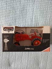 Allis Chalmers Tractor 1/16