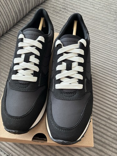 Shoes tierra run - j, black/white