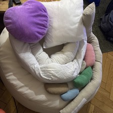 Newborn Photography Posing