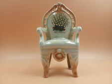 Crested China - Lucky White