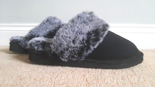Snuggle black white faux - snuggle,