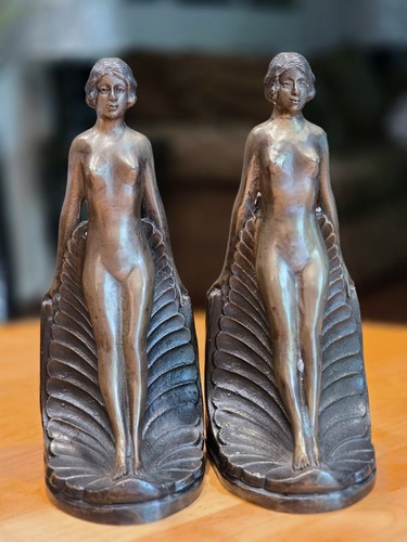 Vntg art deco bronze clad - art,