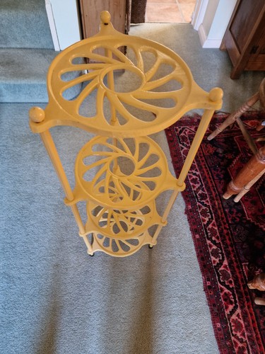 Vintage tier cast - iron, pan
