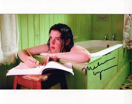 Melanie lynskey heavenly - melanie,