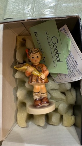 Goebel hummel sweet offering - goebel,