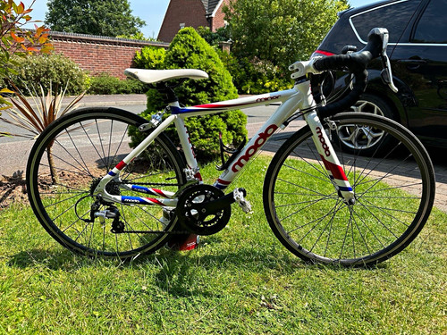 Moda road bike 24inch wheels - road,