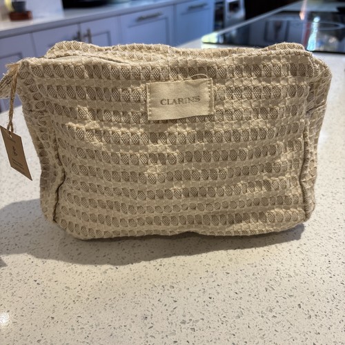 Clarins waffle weave cosmetic - clarins,