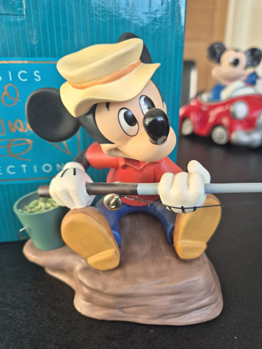 Walt disney classics - walt,