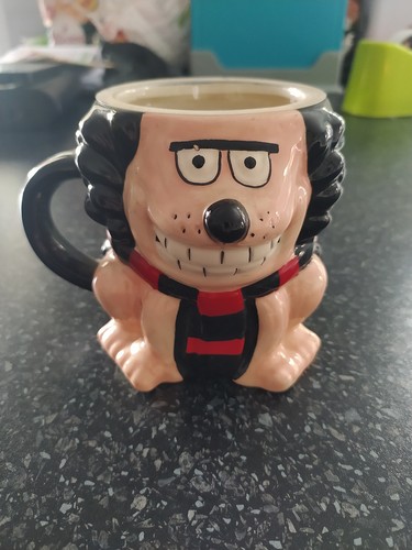 Gnasher dennis the menace - "dennis,